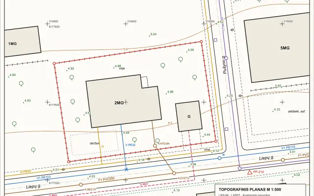 A sample topographic plan from the page: a plot, its houses and the pipes under the street